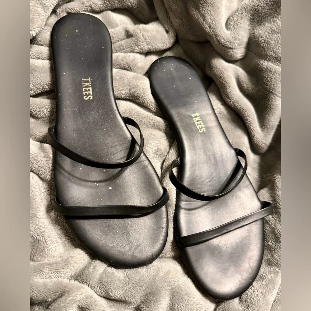 GUC TKEES Gemma Black Strappy Sandals - Picture 1 of 12
